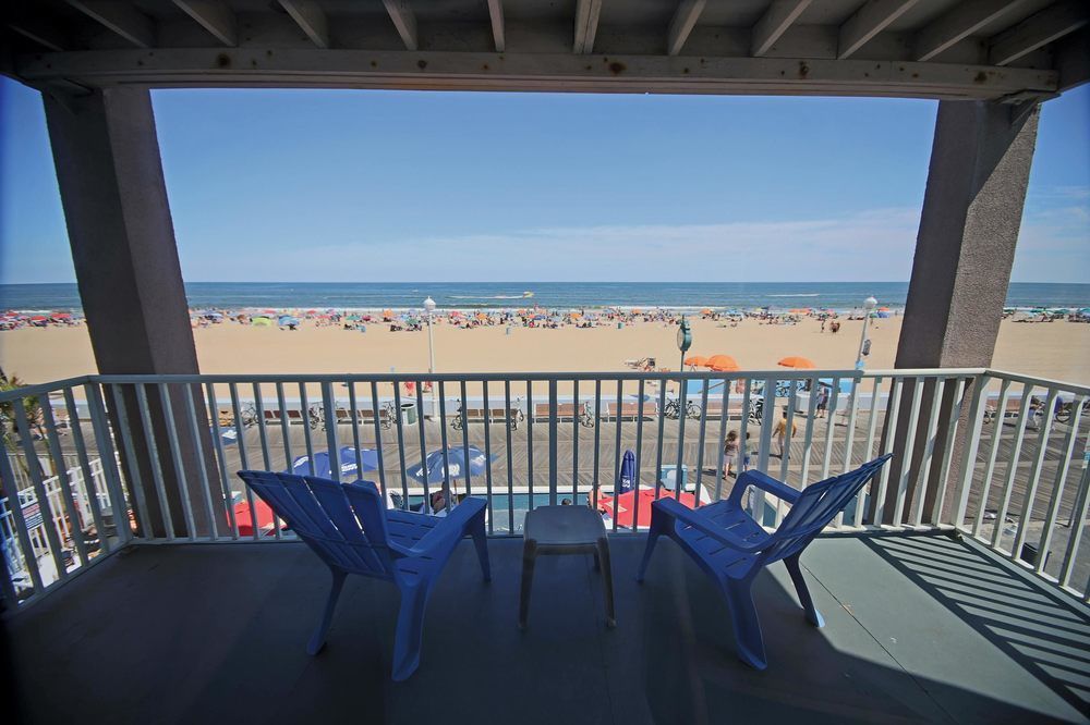 Flagship Oceanfront Hotel Ocean City Exterior photo