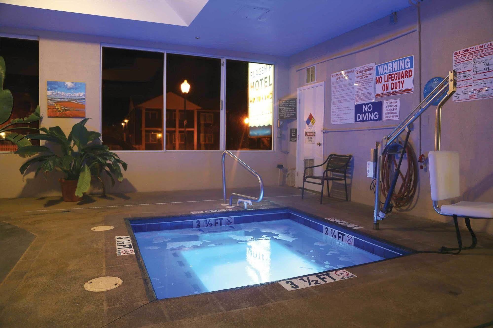 Flagship Oceanfront Hotel Ocean City Exterior photo