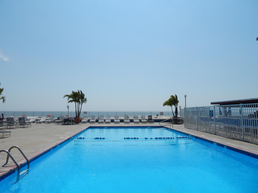 Flagship Oceanfront Hotel Ocean City Exterior photo